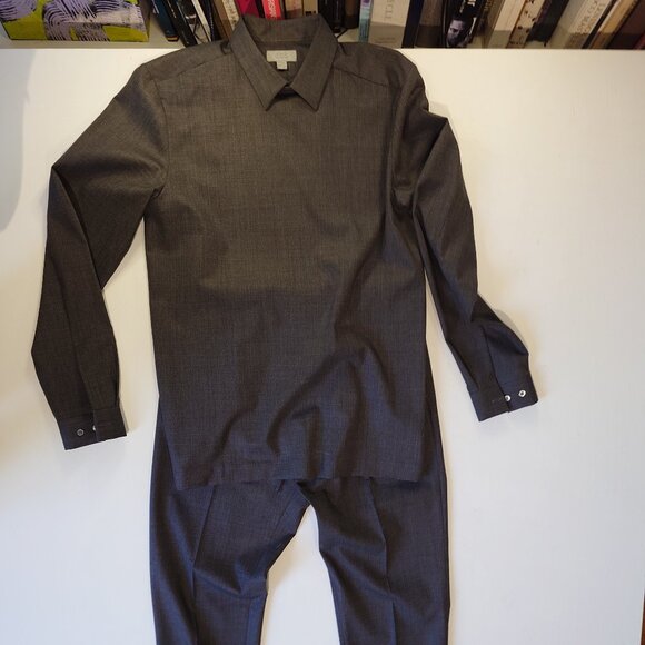 COS Suit